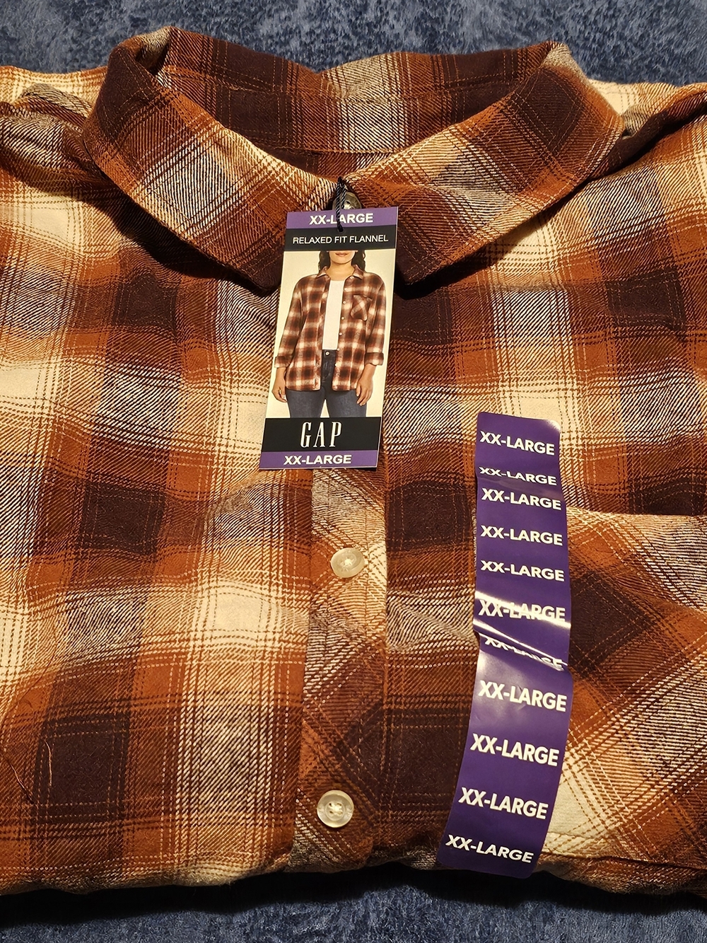 GAP Woman’s Relaxed Fit Flannel Button-Down Shirt - Brown & Cream Plaid